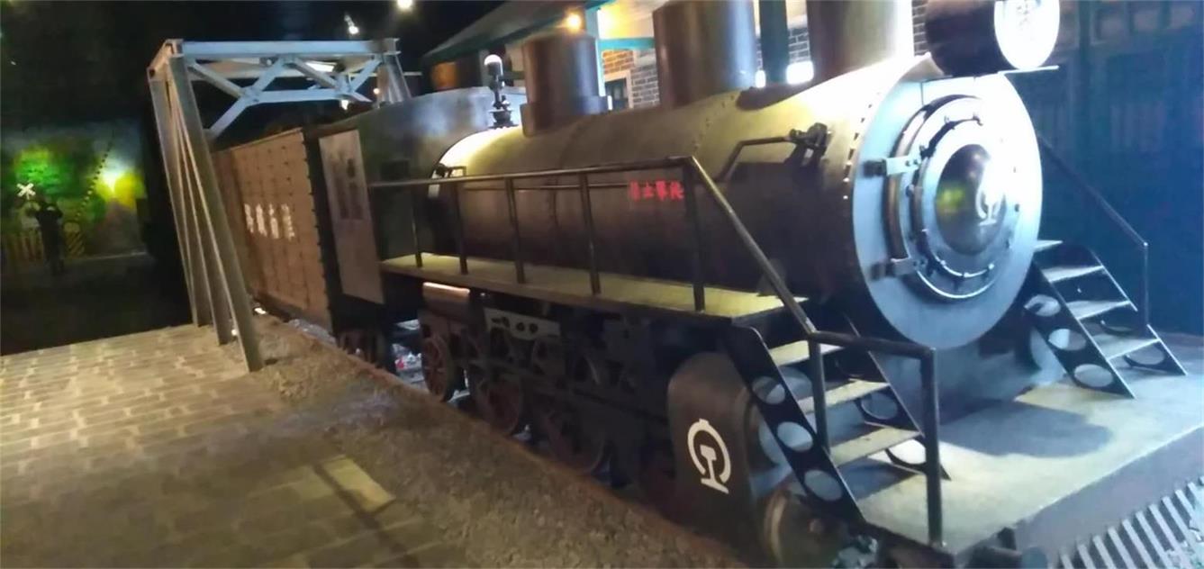 黄山蒸汽火车模型